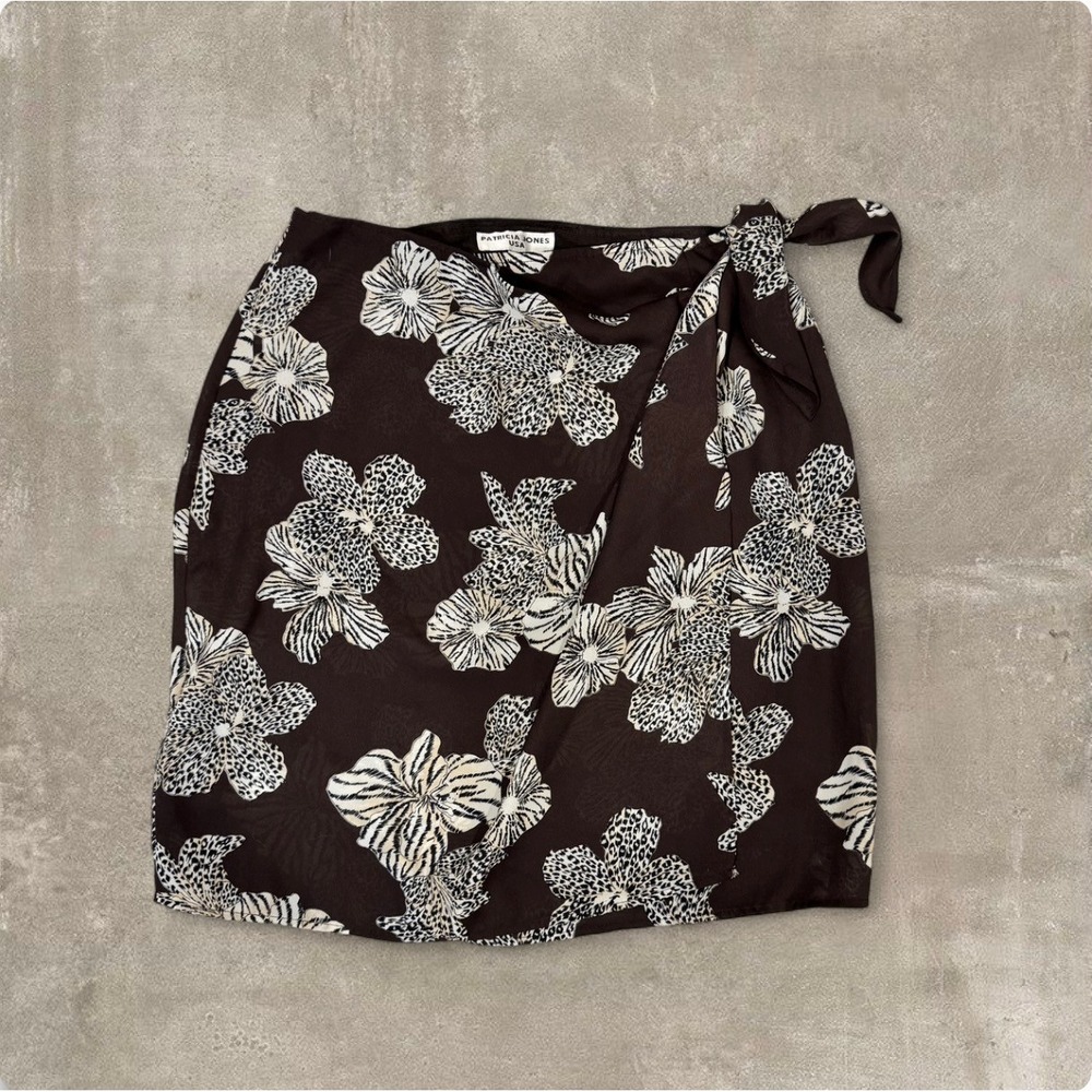 Vintage Patricia Jones USA Made Brown Tropical Floral Wrap Skirt 8 Resortwear‎